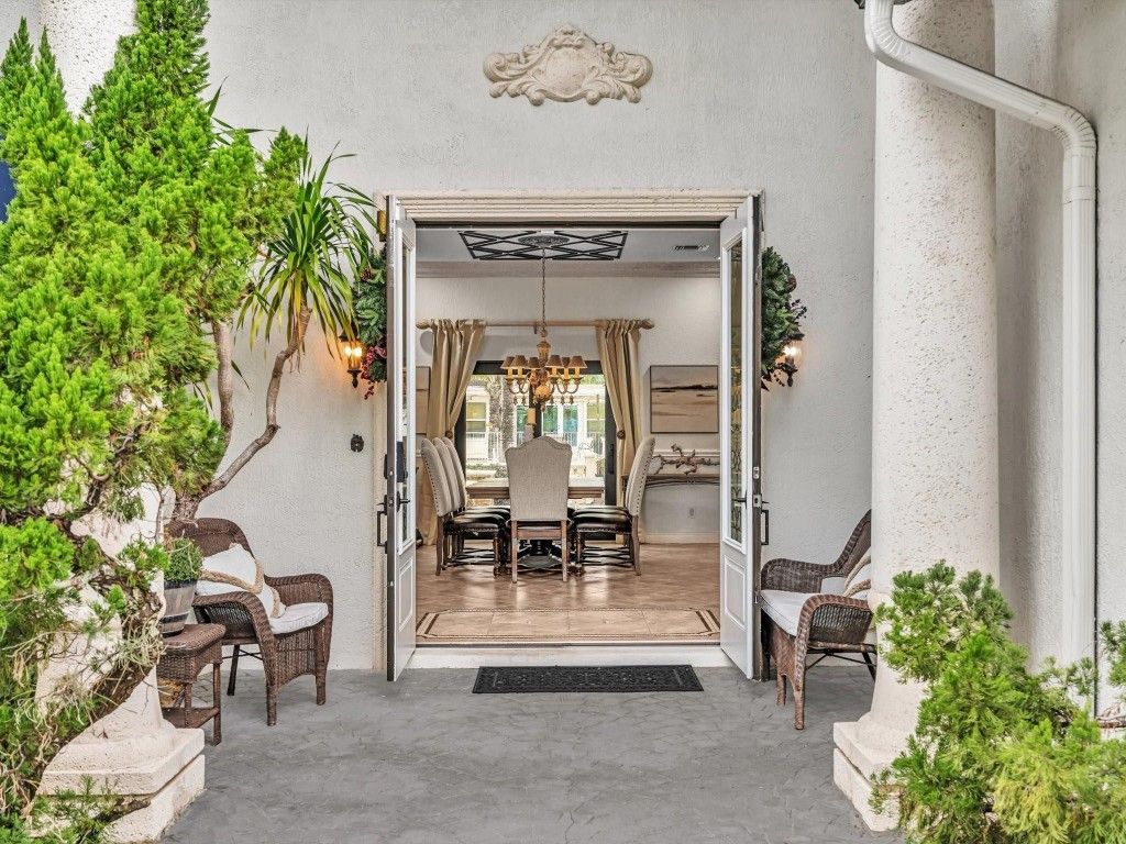 Photo of 749 SW 2nd Street, Boca Raton, FL 33486 (MLS # F10498854)