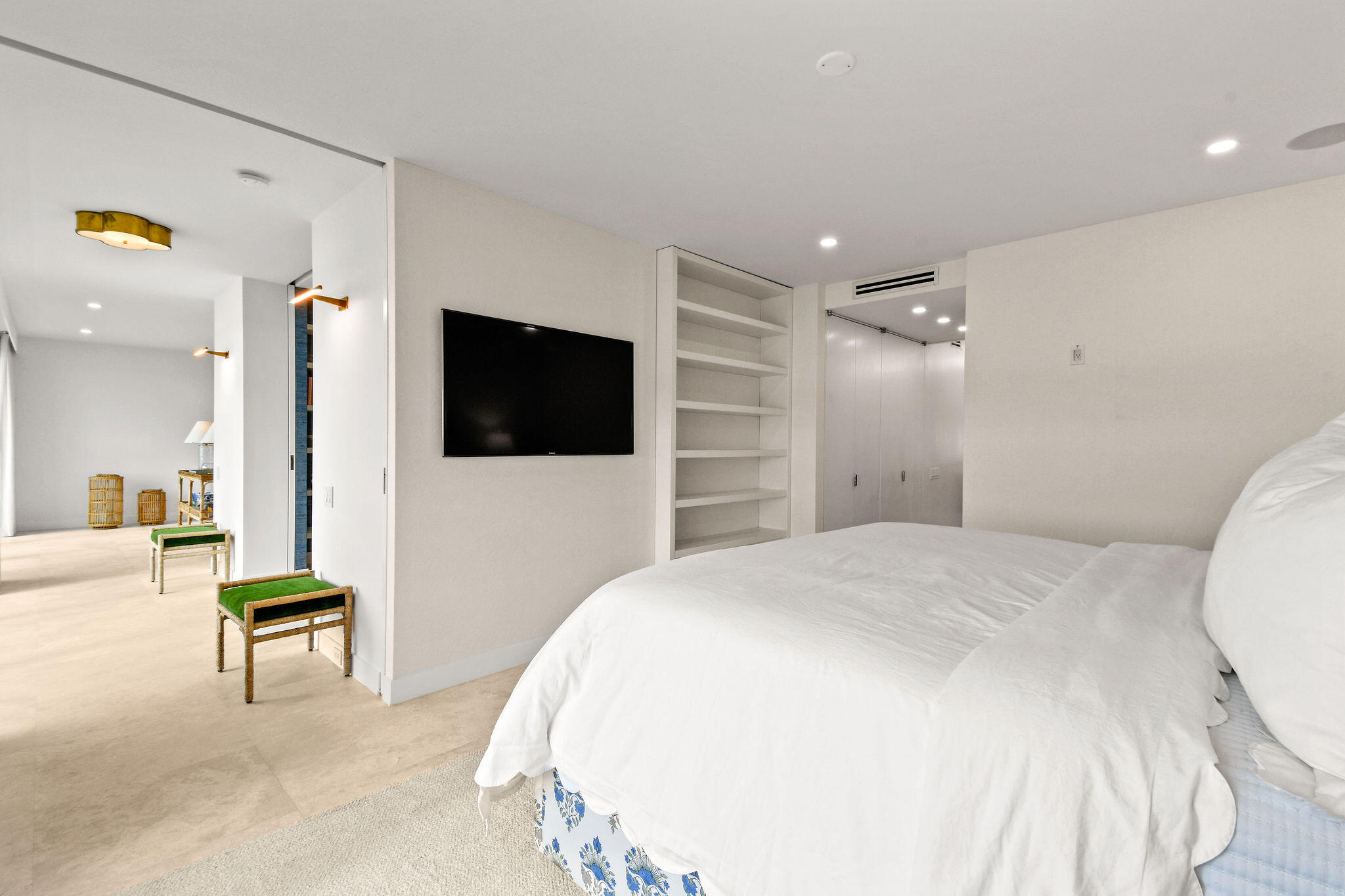 CHATEAU CHAUMONT IBIS ISLE CONDO - Residential