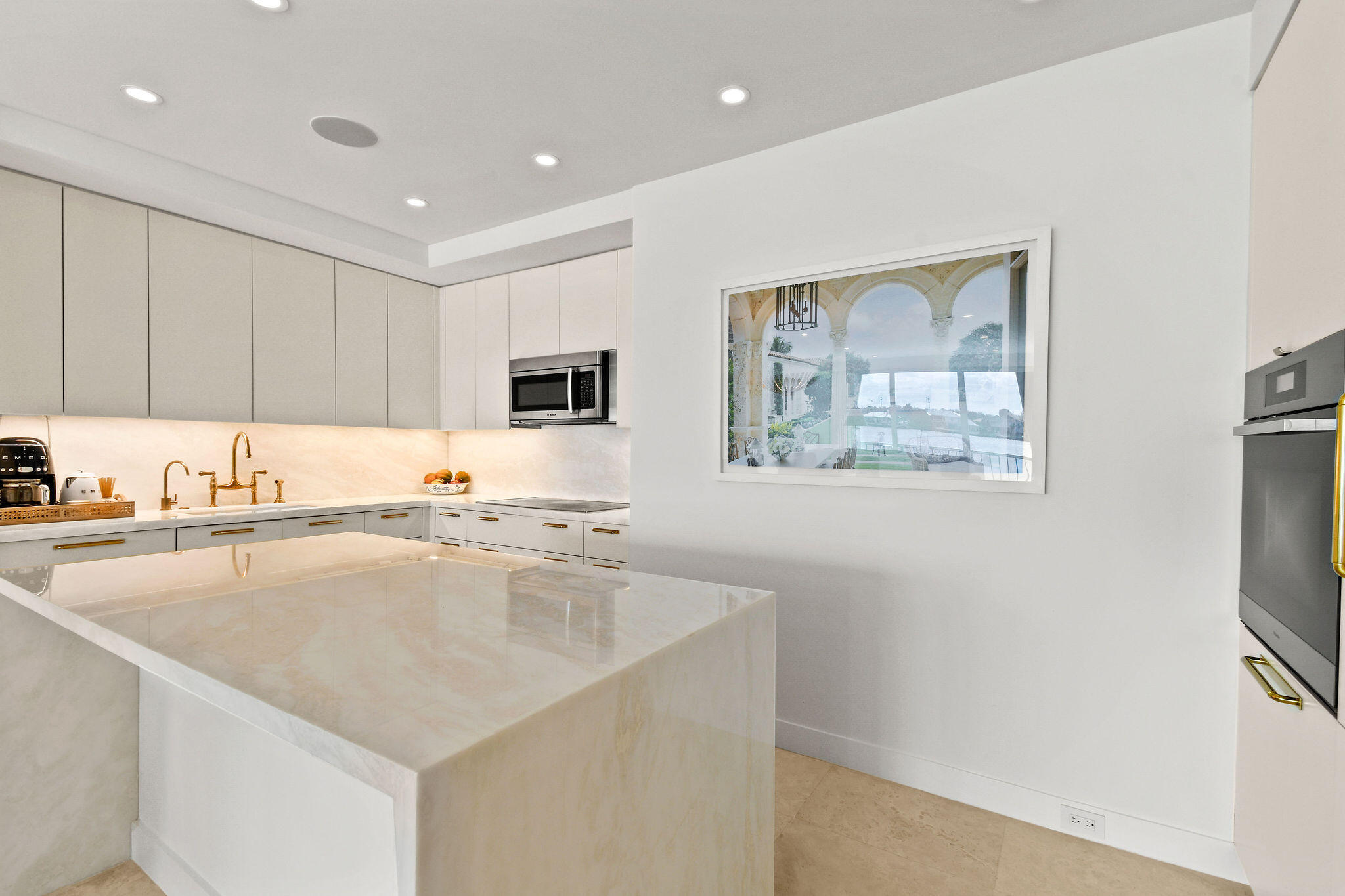 CHATEAU CHAUMONT IBIS ISLE CONDO - Residential