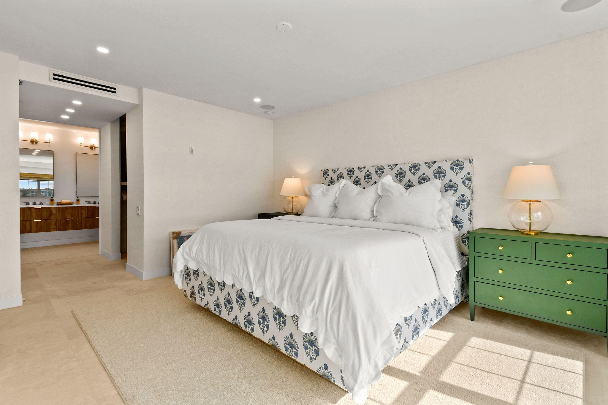 CHATEAU CHAUMONT IBIS ISLE CONDO - Residential