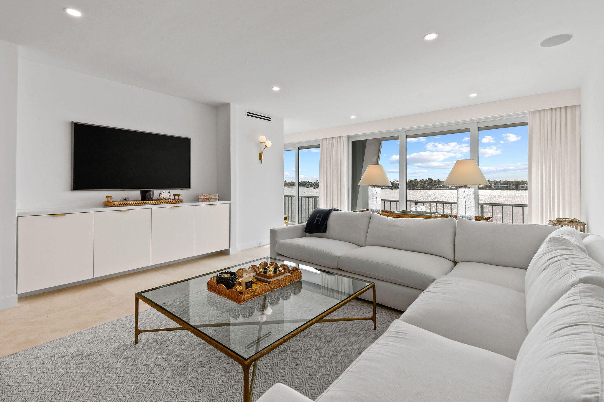 CHATEAU CHAUMONT IBIS ISLE CONDO - Residential