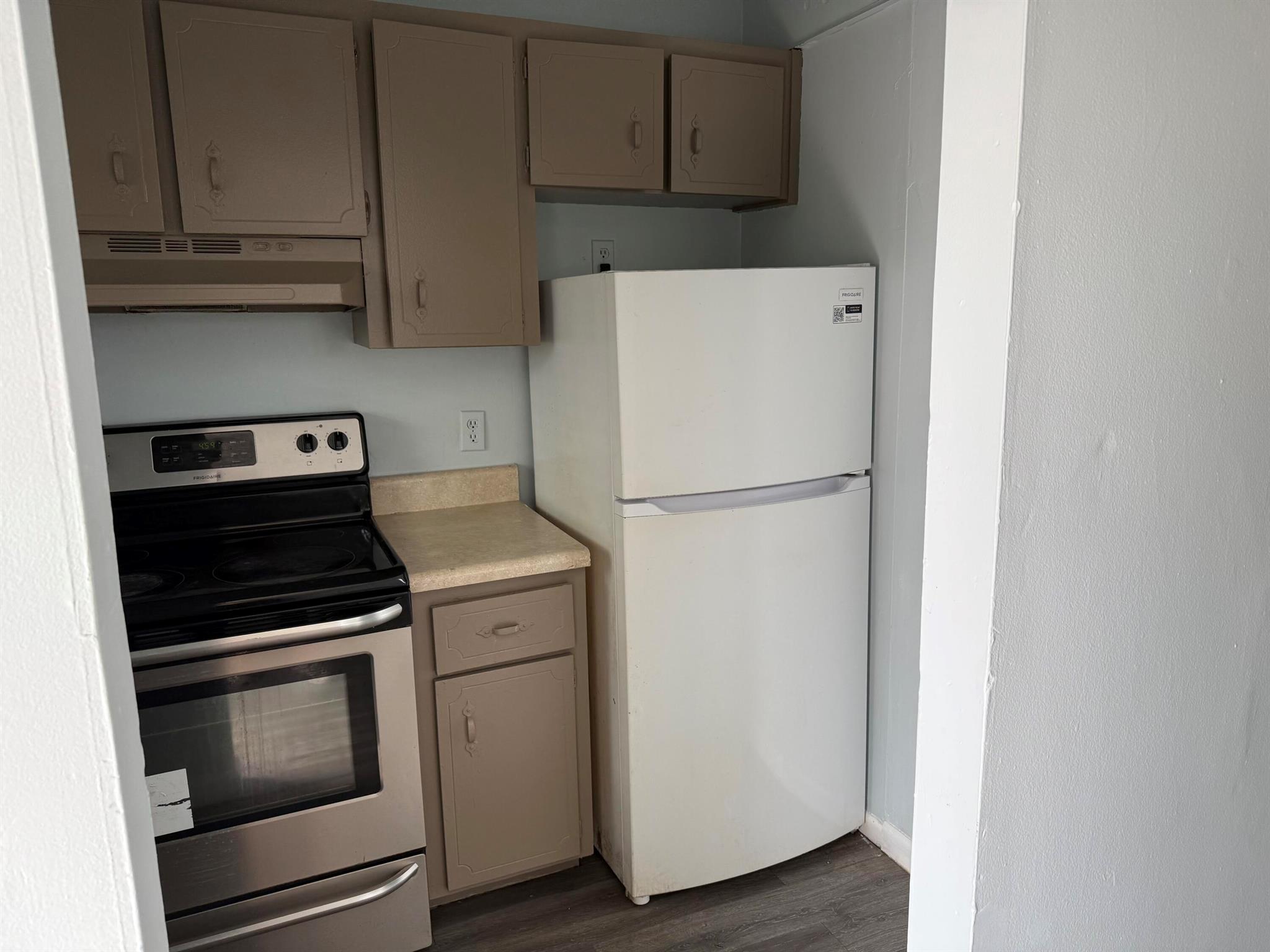 SOUTHEND APTS CONDO - Residential Lease