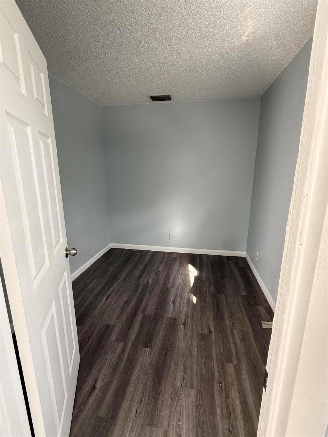 SOUTHEND APTS CONDO - Residential Lease