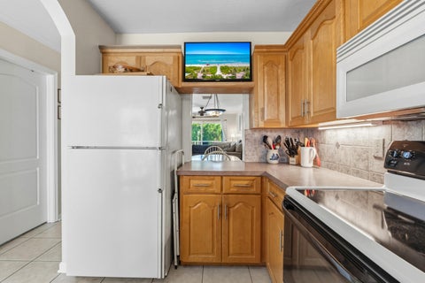 Tiny photo for 2400 NE 16TH Street #212, Pompano Beach, FL 33062 (MLS # B26085424)