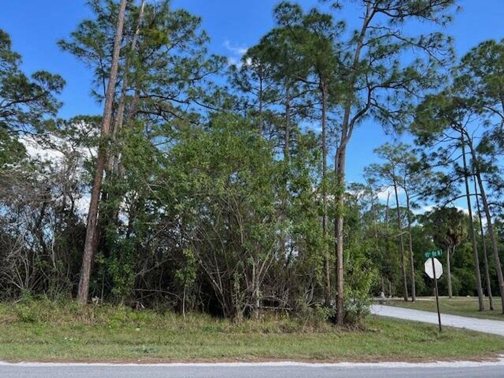 Photo of 17969 93rd Road N, Loxahatchee, FL 33470 (MLS # R11062024)