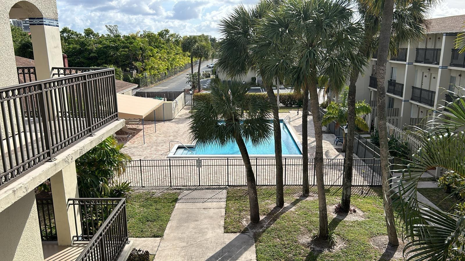 CROSS CREEK CONDO - Residential Lease