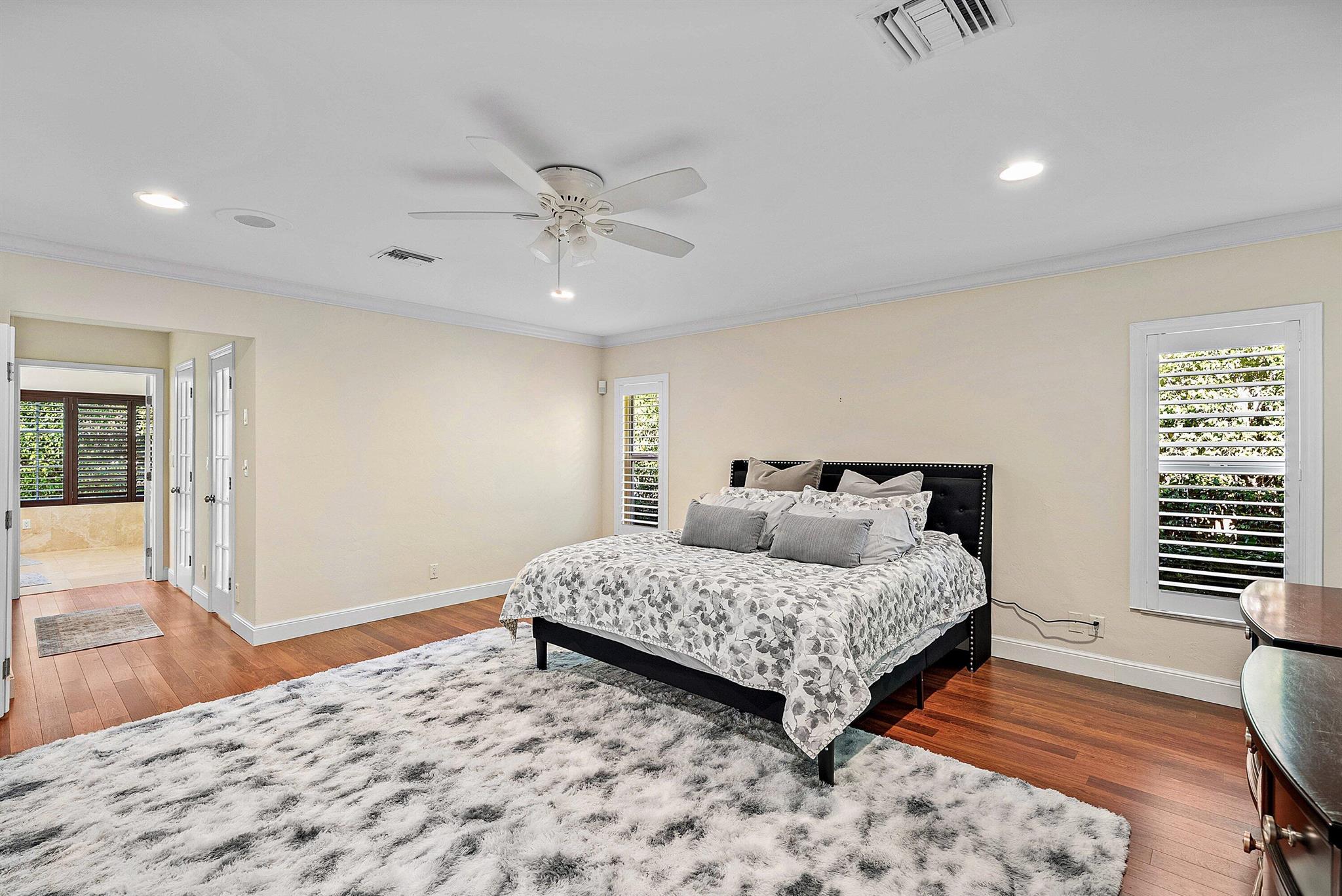 ROYAL PALM YACHT & COUNTR - Residential Lease