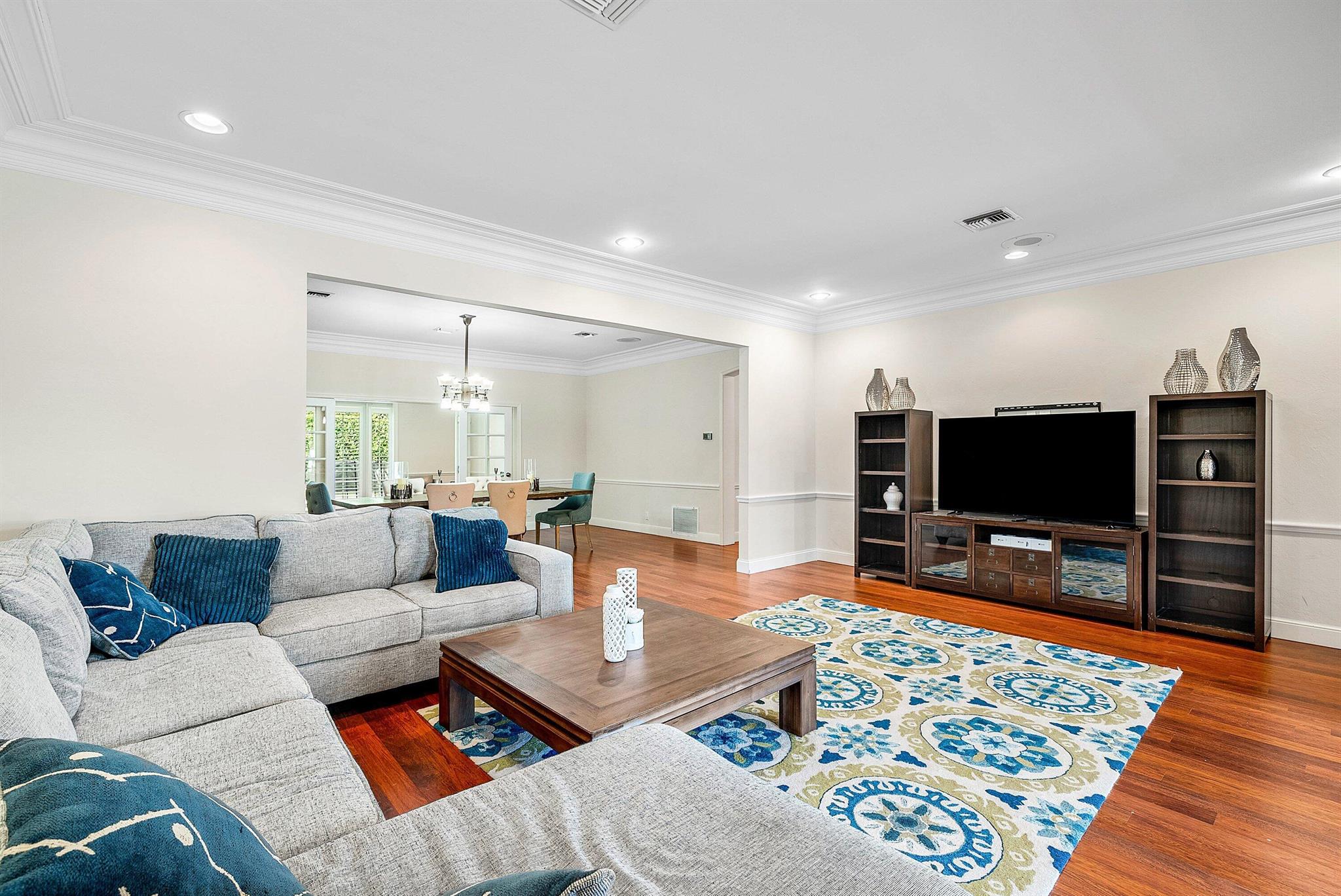 ROYAL PALM YACHT & COUNTR - Residential Lease