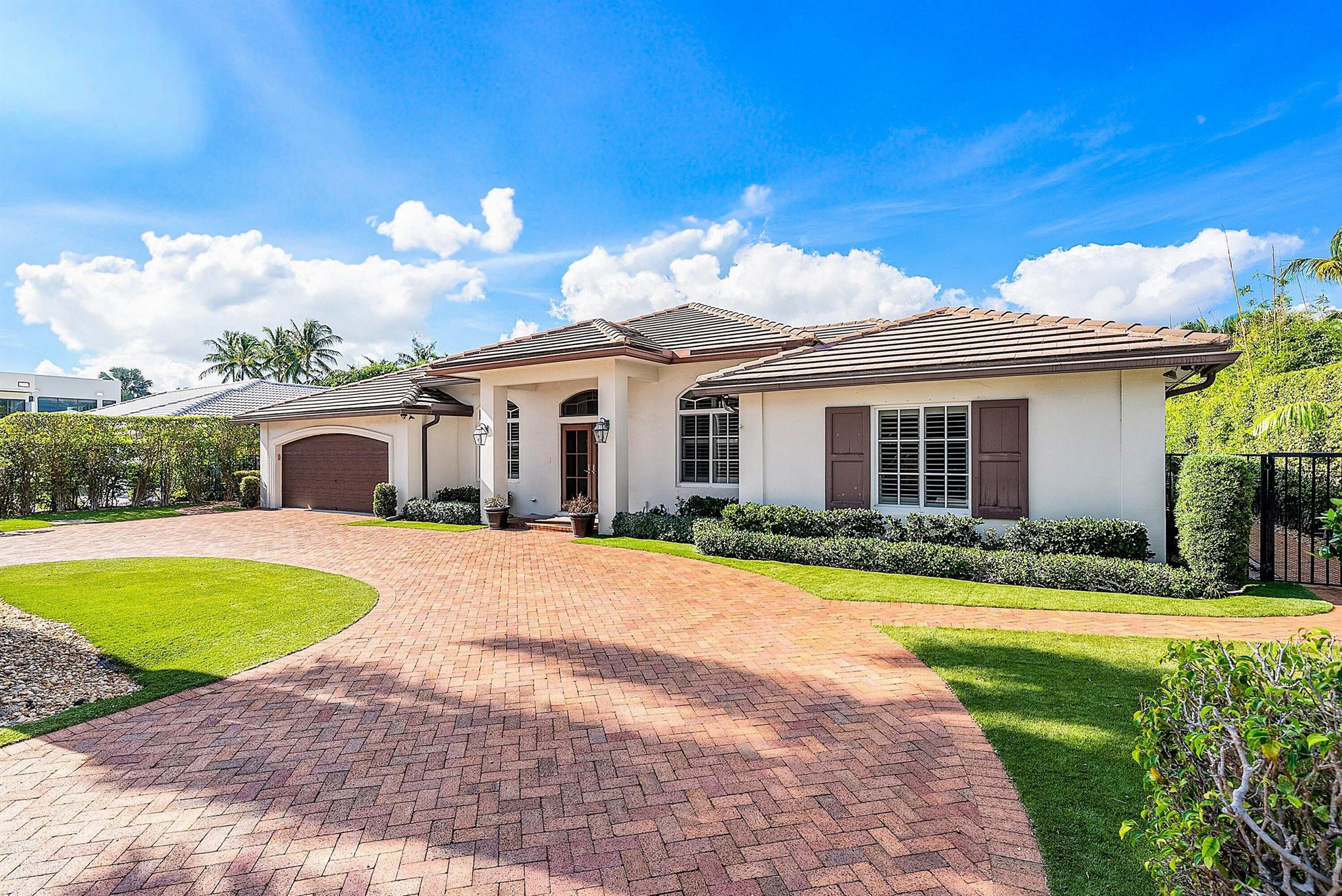 ROYAL PALM YACHT & COUNTR - Residential Lease