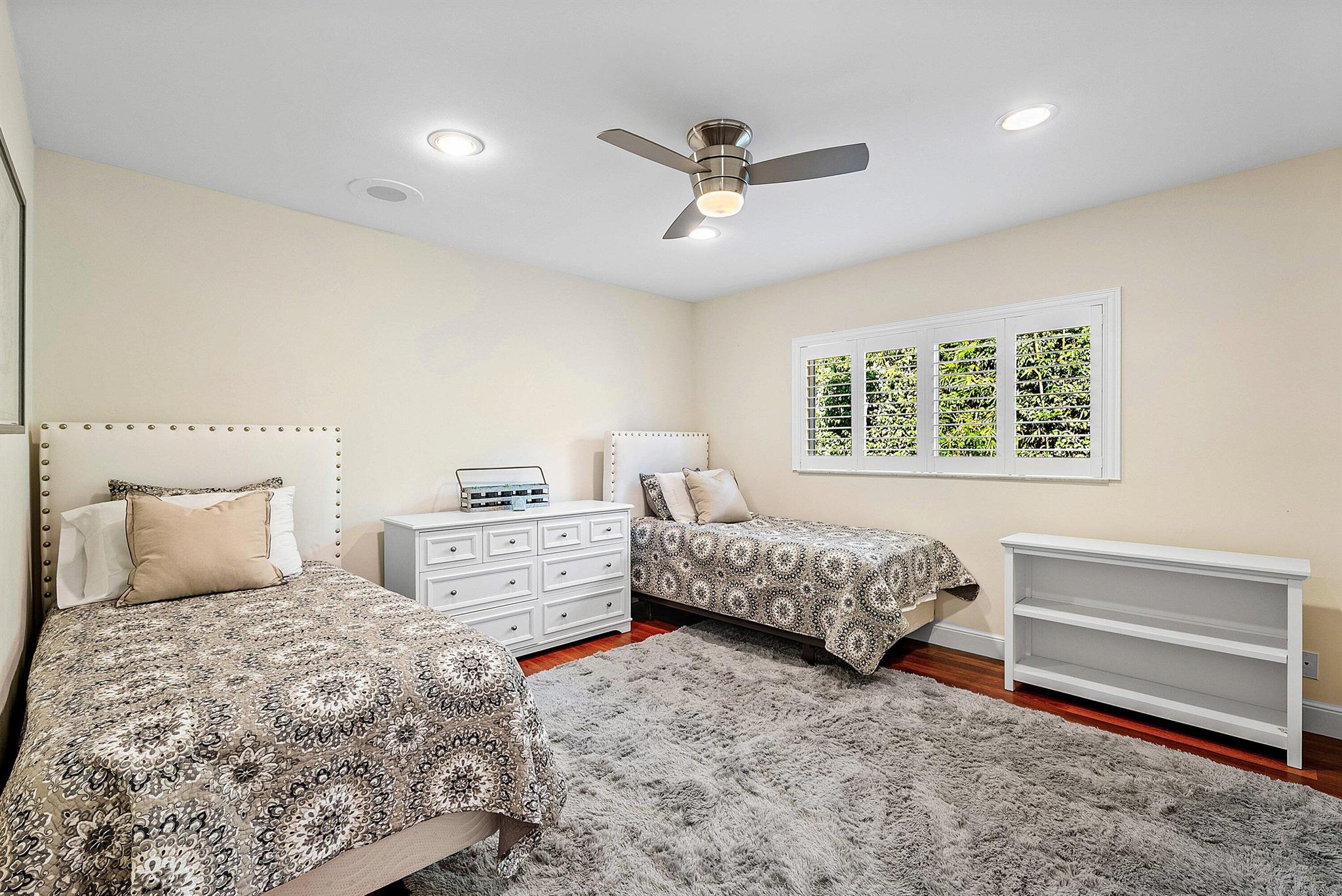 ROYAL PALM YACHT & COUNTR - Residential Lease