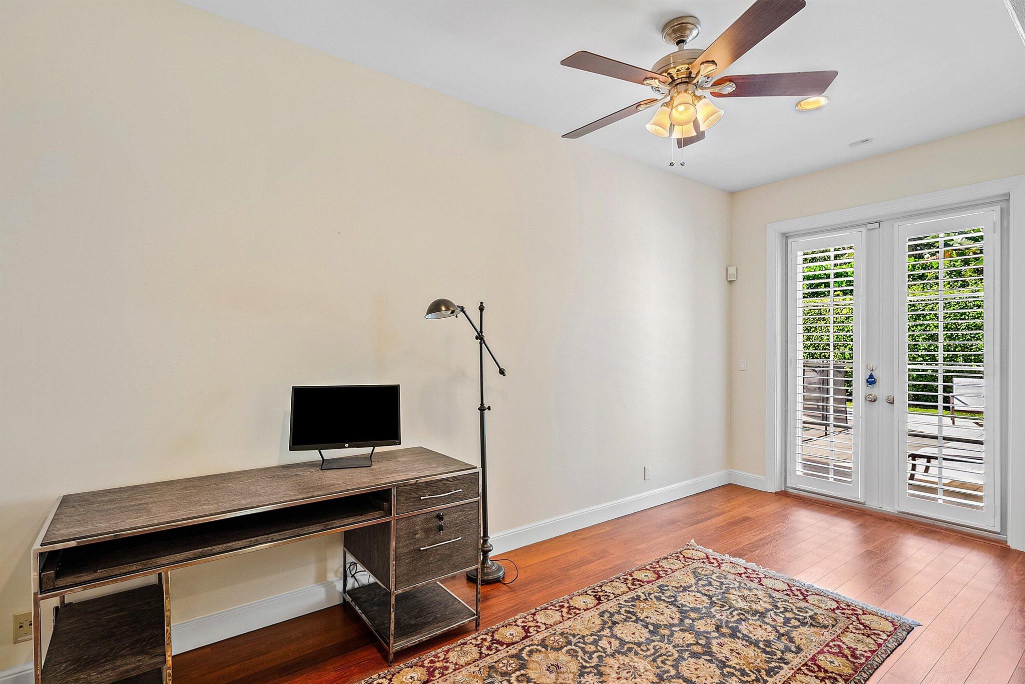 ROYAL PALM YACHT & COUNTR - Residential Lease