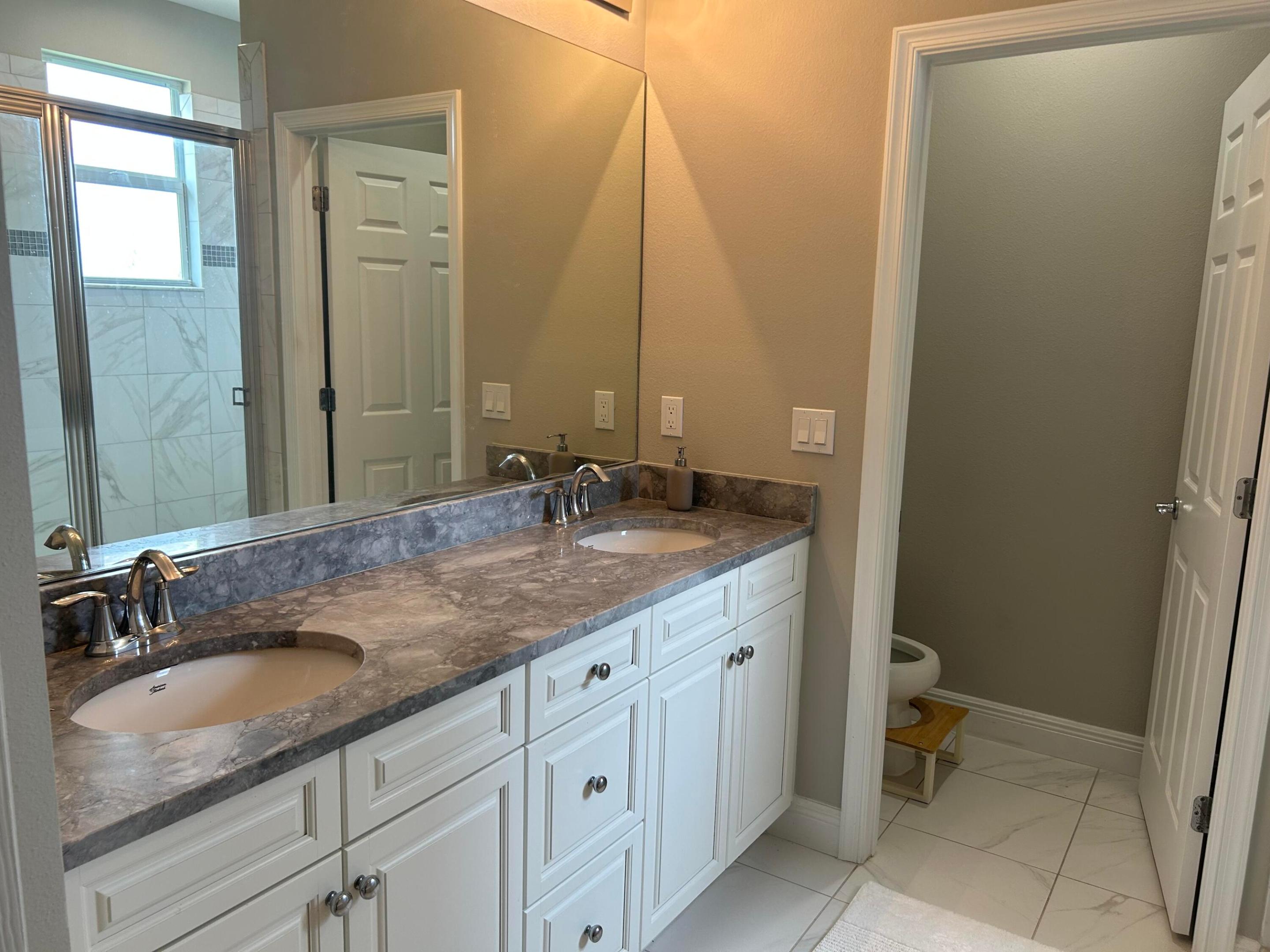 VIZCAYA FALLS PLAT 2 - Residential