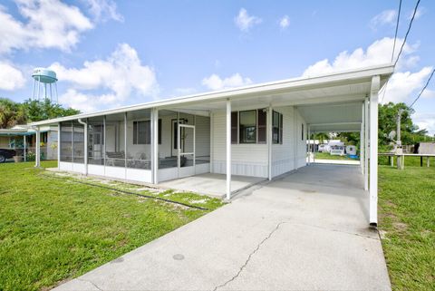 A home in Okeechobee