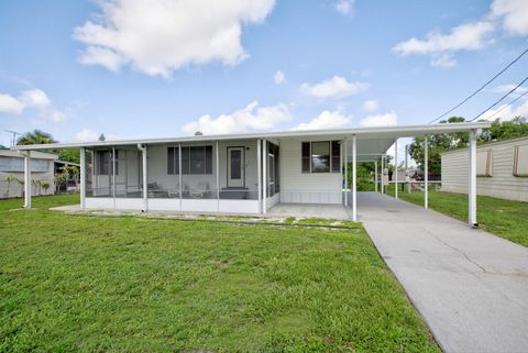 A home in Okeechobee