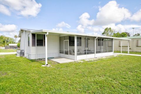 A home in Okeechobee