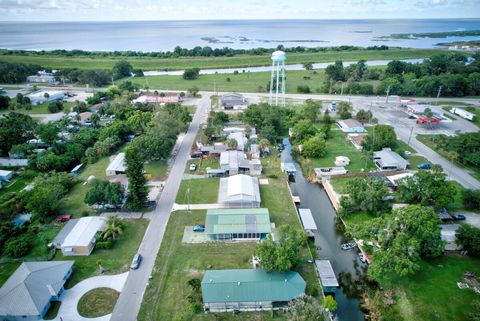 A home in Okeechobee