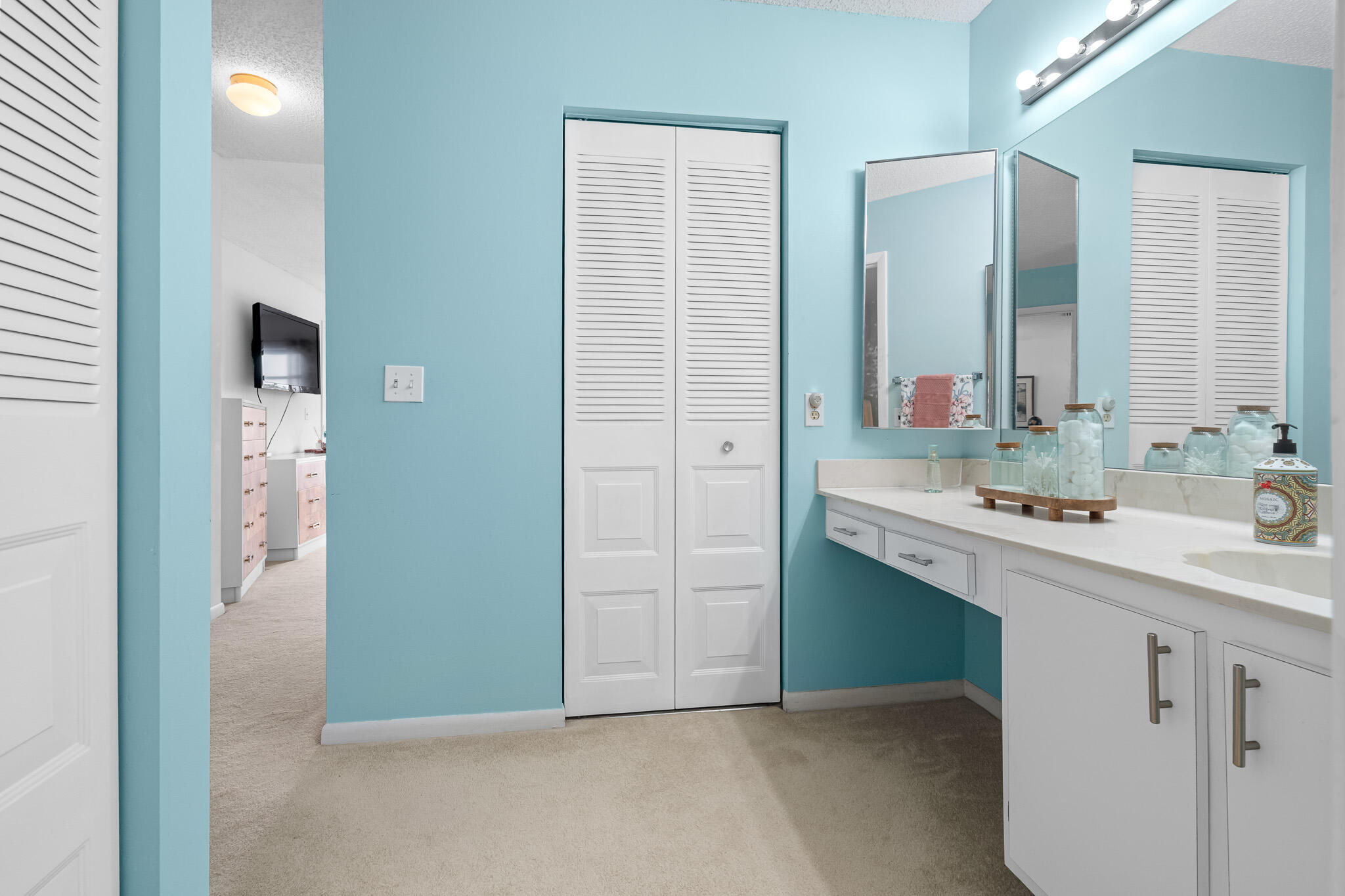 FAIRWAYS OF BOCA LAGO CONDO - Residential