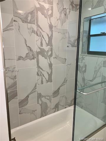 LAKES OF BOCA BARWOOD 1 - Residential