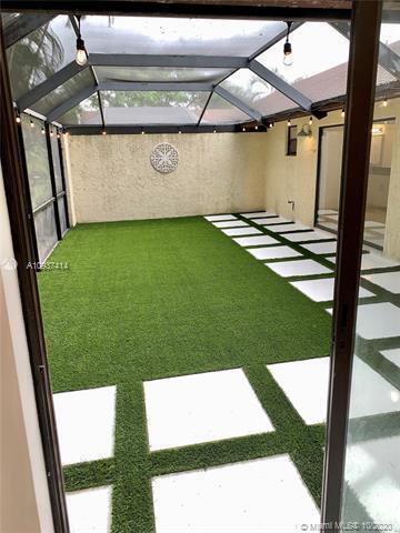 LAKES OF BOCA BARWOOD 1 - Residential