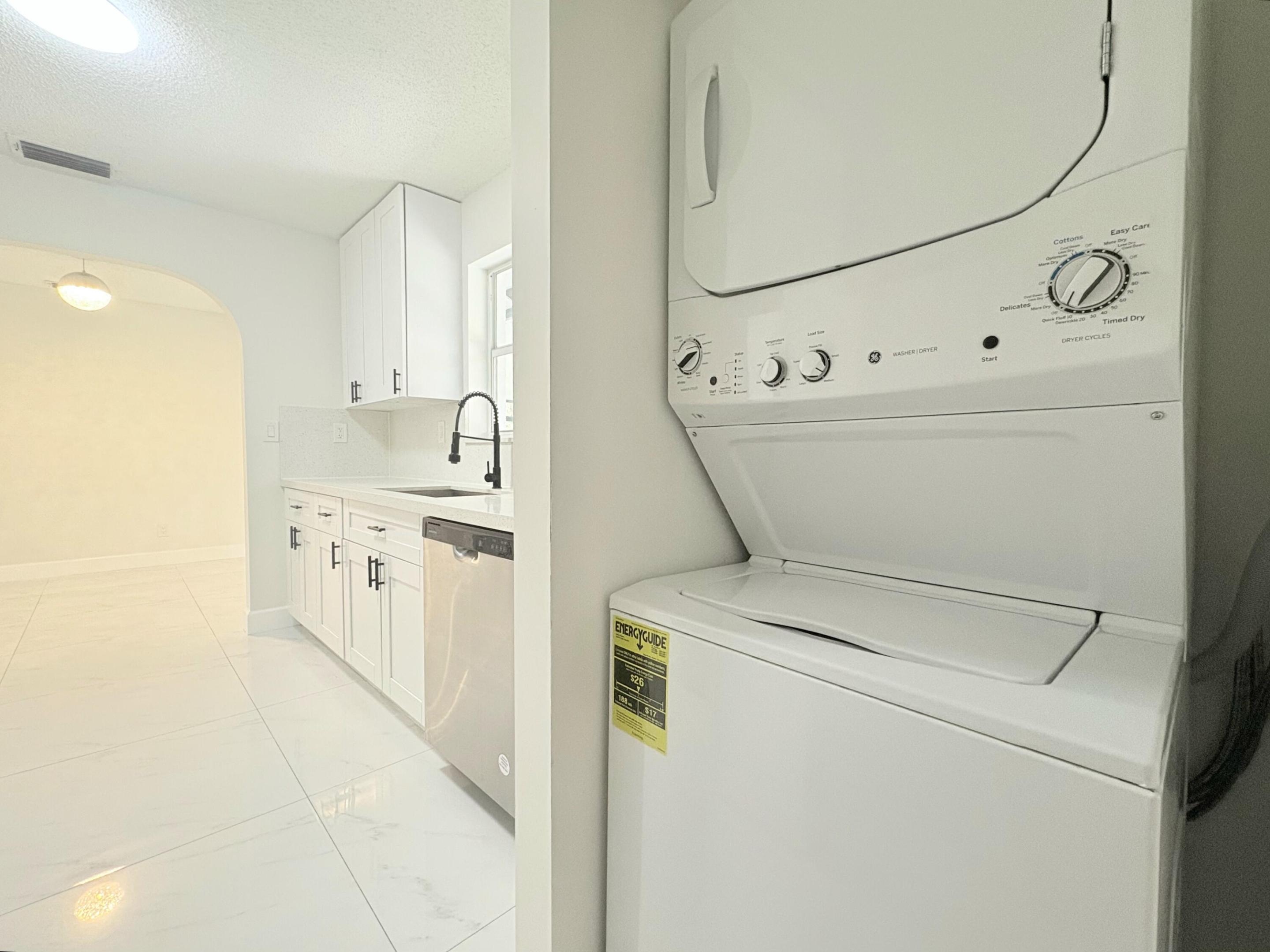 LOXAHATCHEE GROVES - Residential