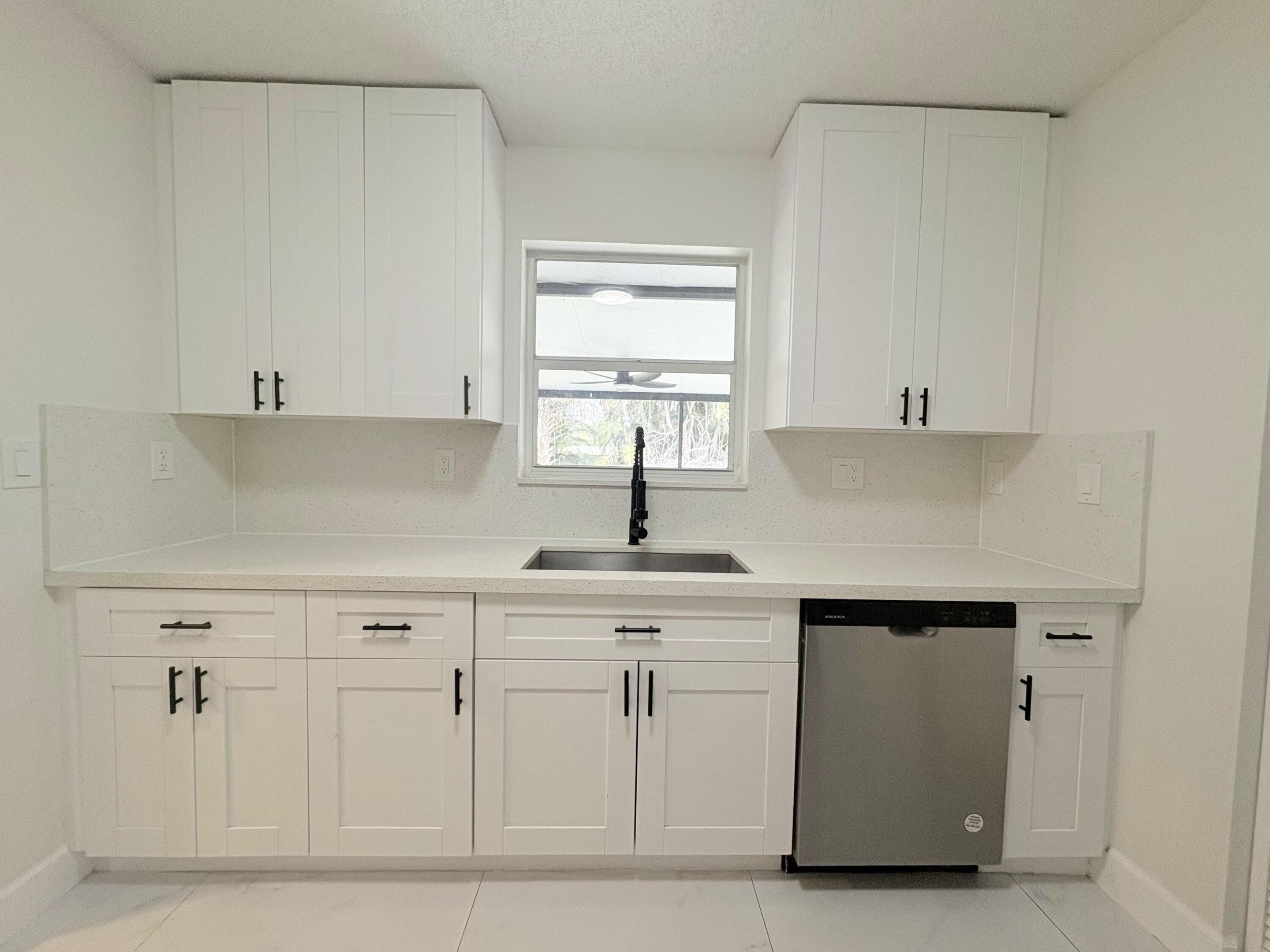 LOXAHATCHEE GROVES - Residential