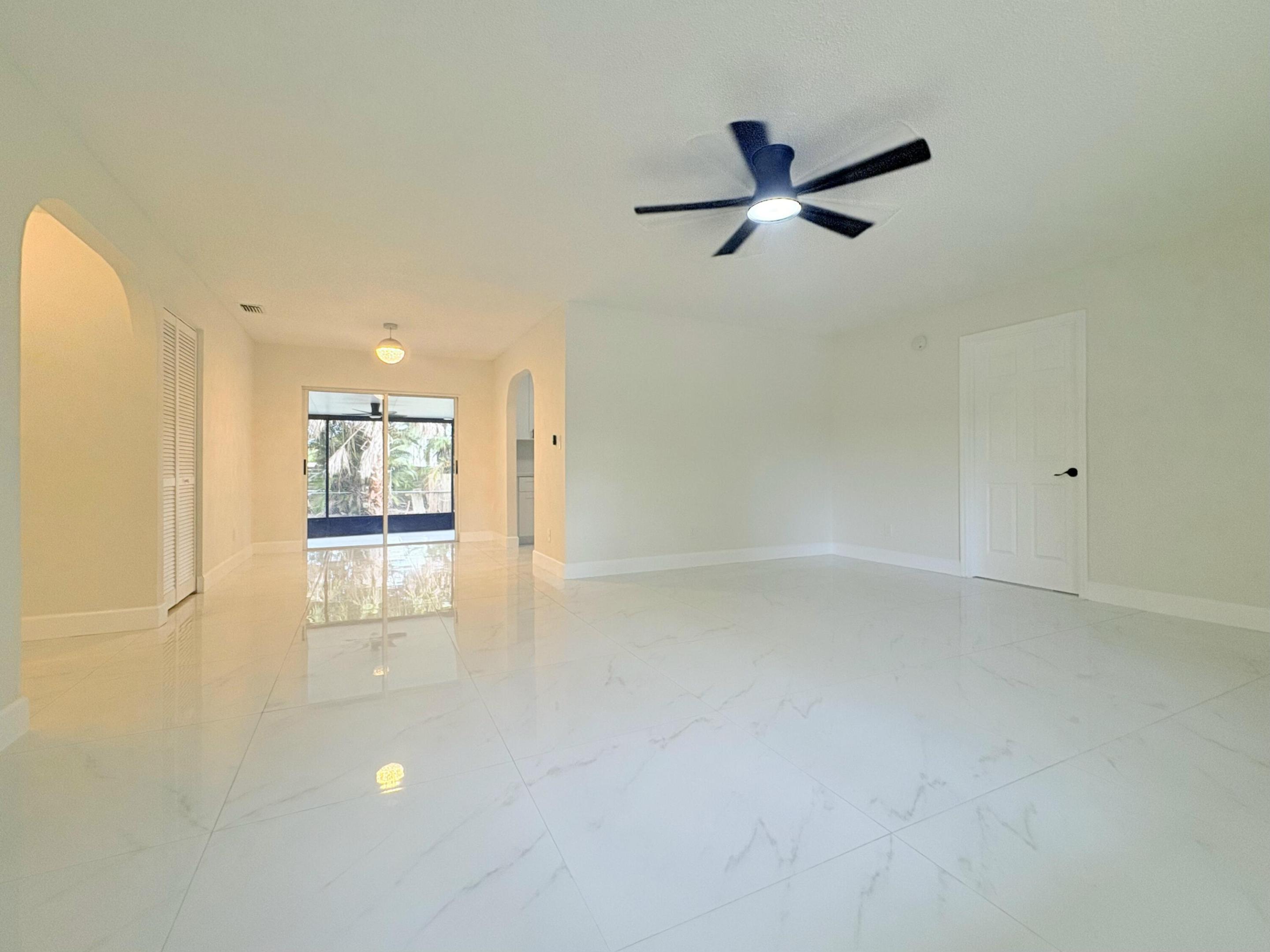 LOXAHATCHEE GROVES - Residential