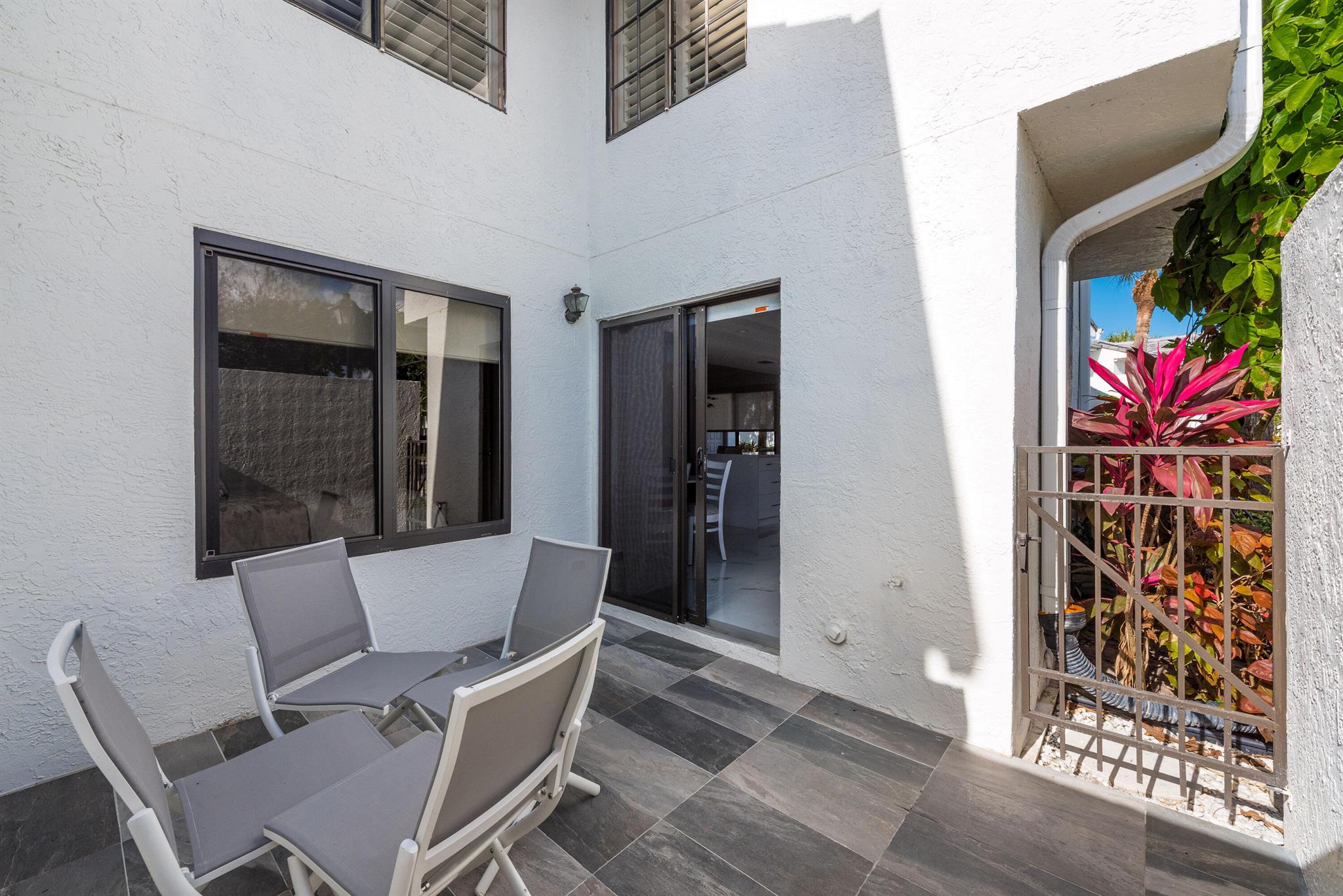 GLENEAGLES CONDO III - Residential