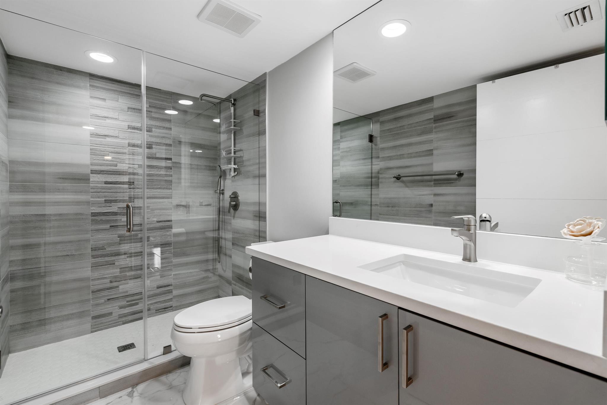 GLENEAGLES CONDO III - Residential