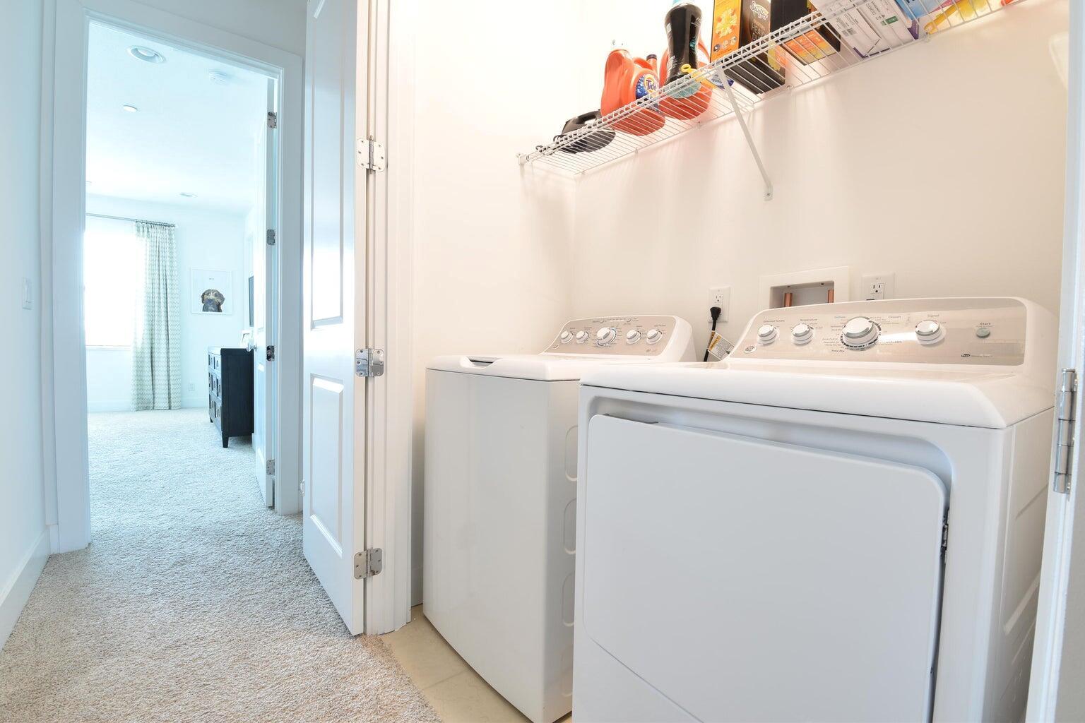 ALTON NEIGHBORHOOD - Residential Lease