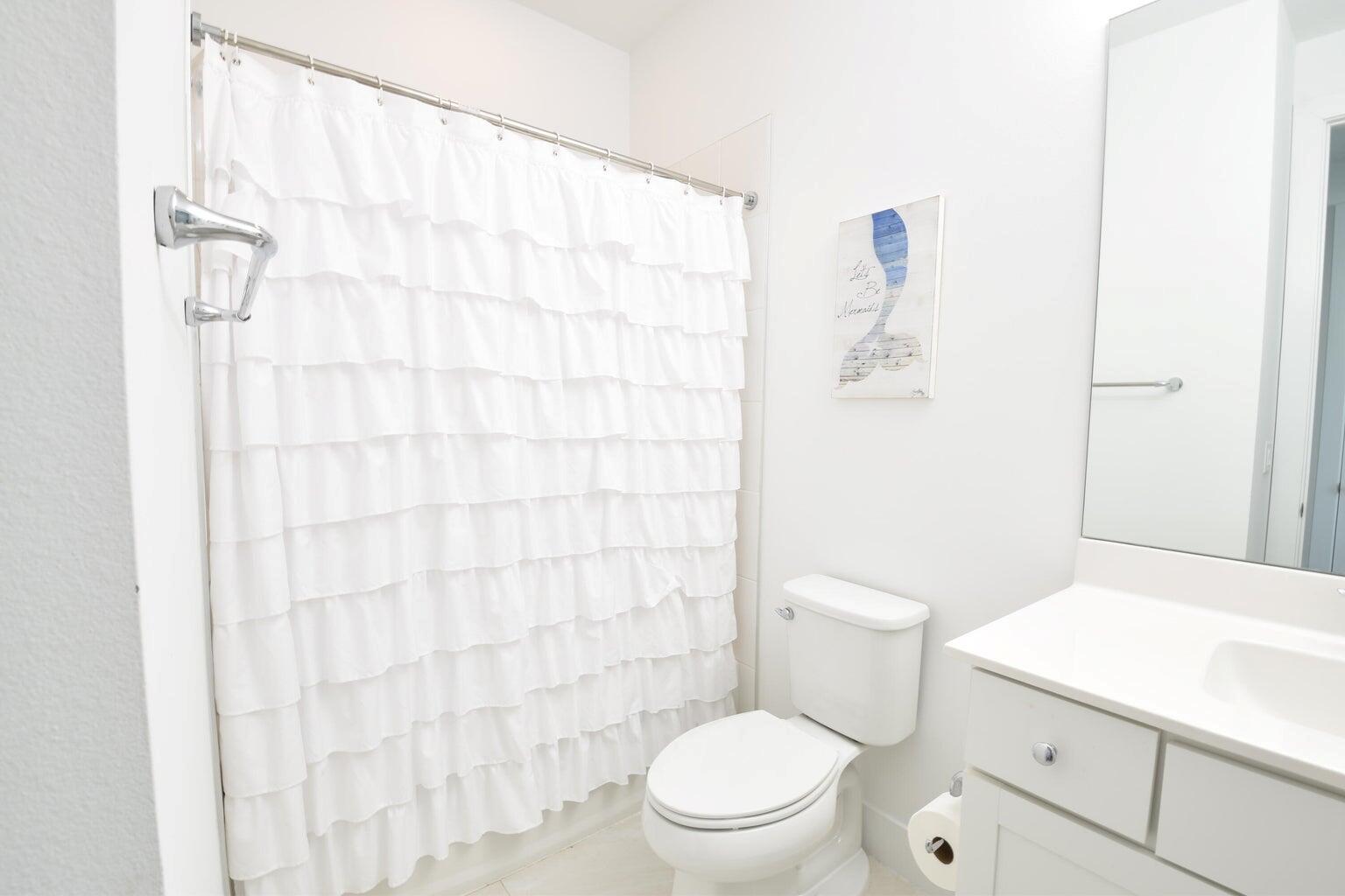 ALTON NEIGHBORHOOD - Residential Lease