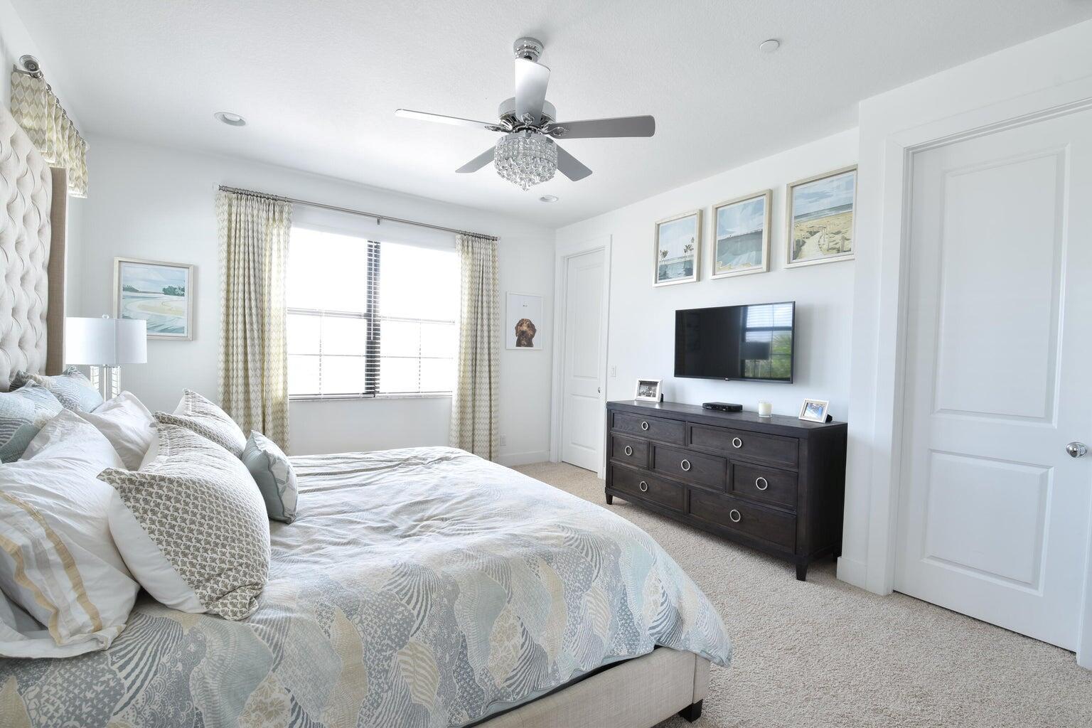 ALTON NEIGHBORHOOD - Residential Lease