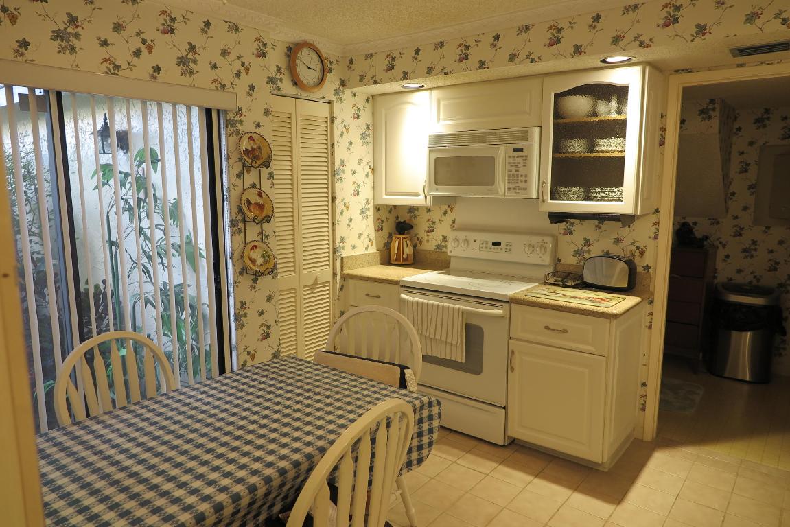 La Mirada - Residential Lease