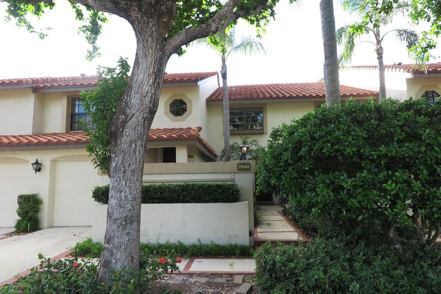 Nice first floor 2/2 with 1 car garage available for the upcoming season.  Glass enclosed patio for additional space.  Nice subdivision with community pool.