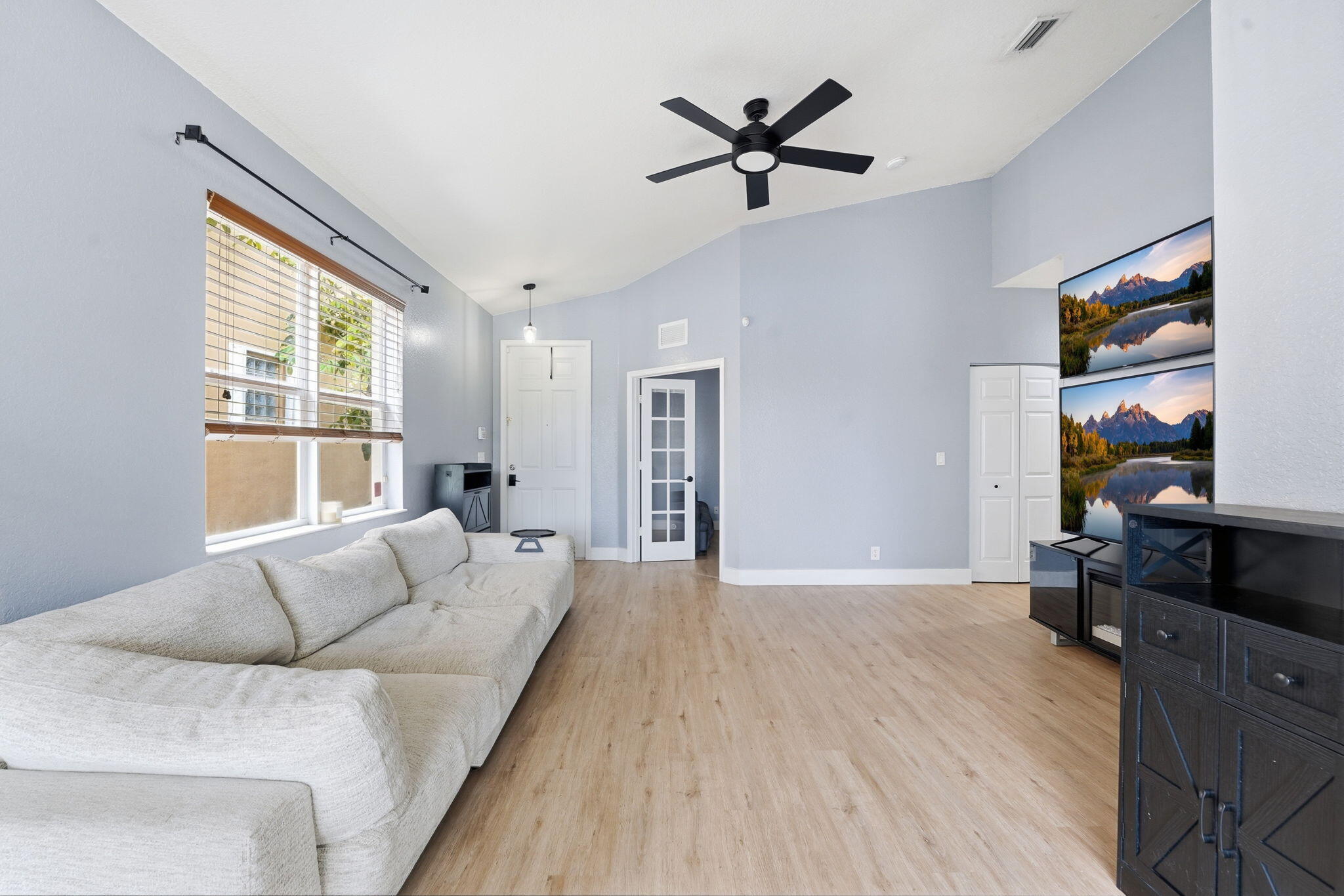 KNOLLWOOD PUD - Residential