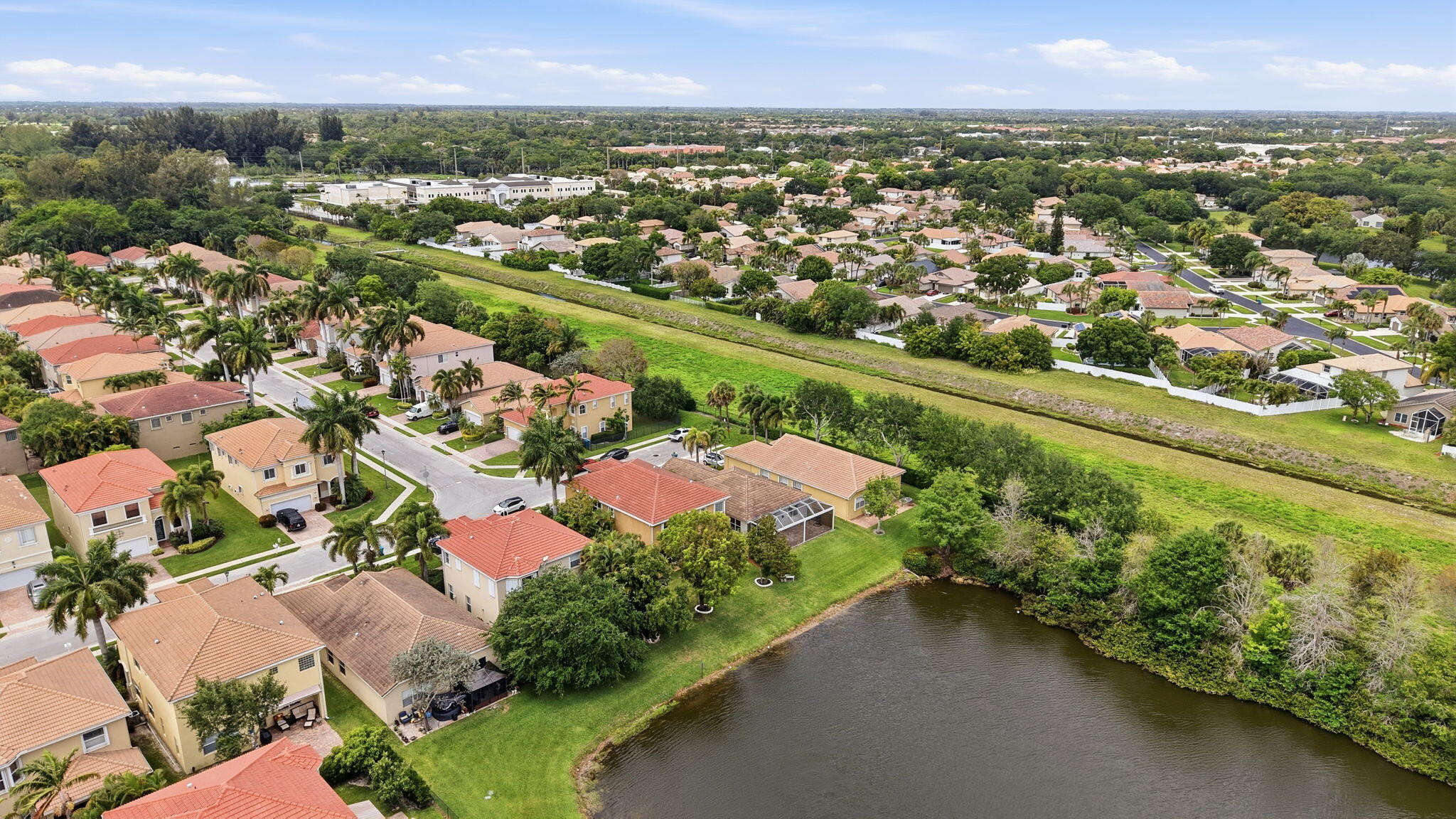 KNOLLWOOD PUD - Residential