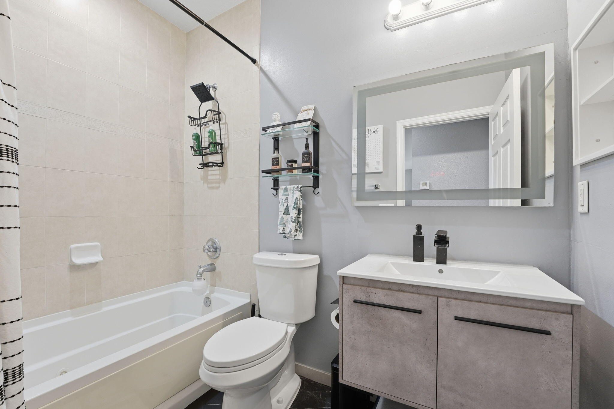 KNOLLWOOD PUD - Residential