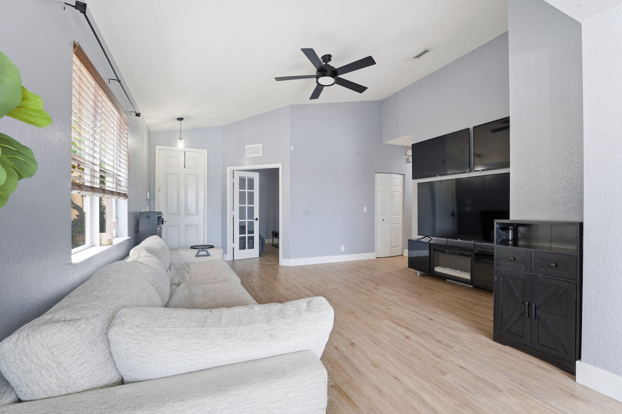 KNOLLWOOD PUD - Residential