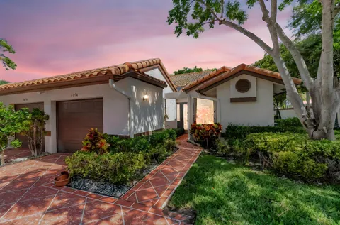 6078 Sunny Pointe Circle, Delray Beach, FL MLS: R11091064