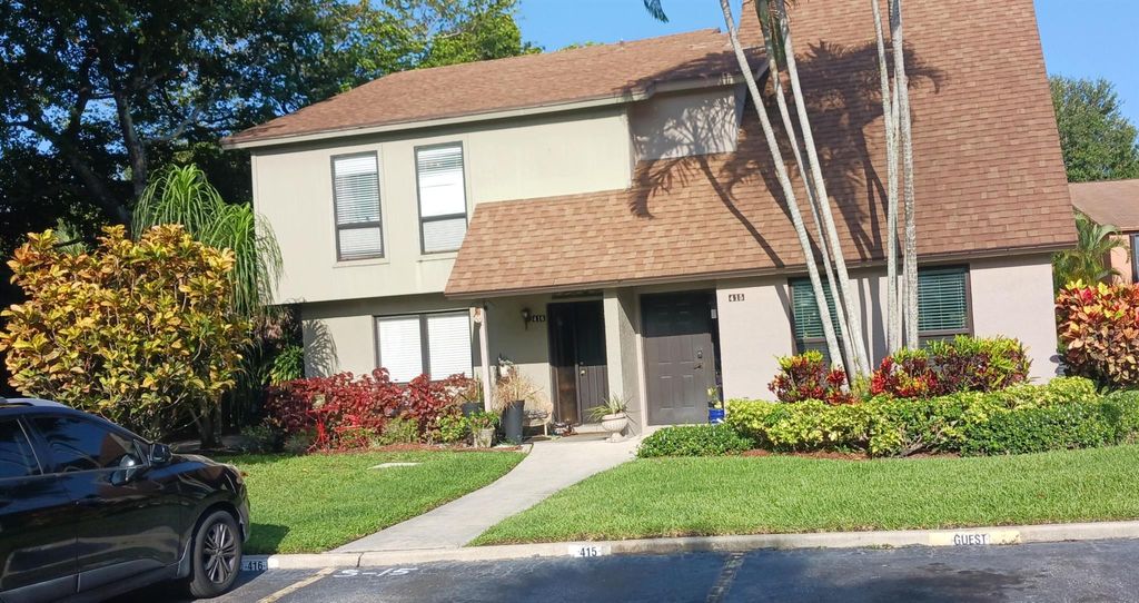 Photo of 416 Sandtree Drive, Palm Beach Gardens, FL 33403 (MLS # R10899259)