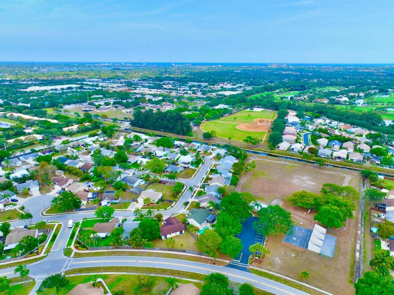 Jupiter Village Twnhms Ph - Residential Lease