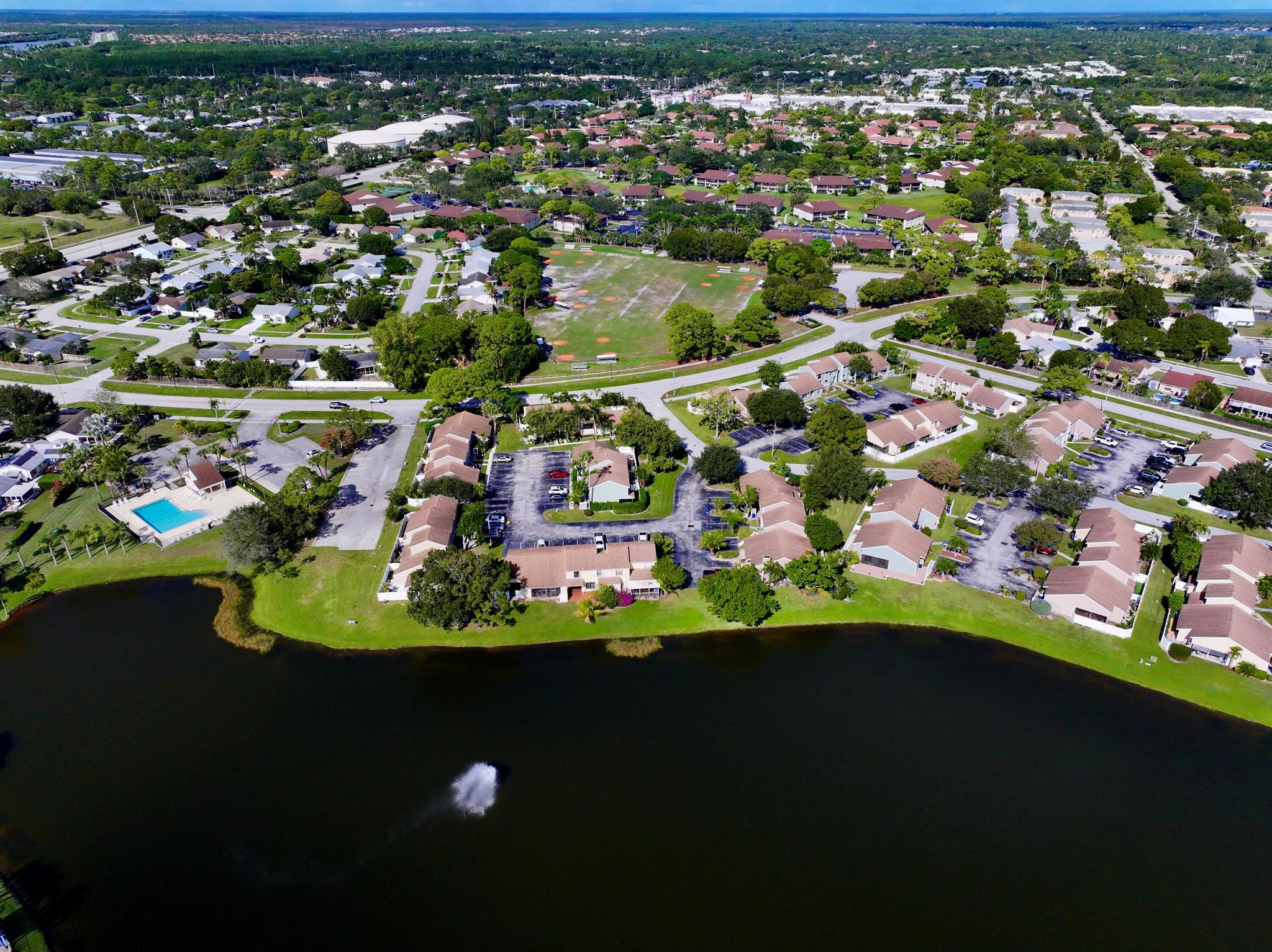 Jupiter Village Twnhms Ph - Residential Lease