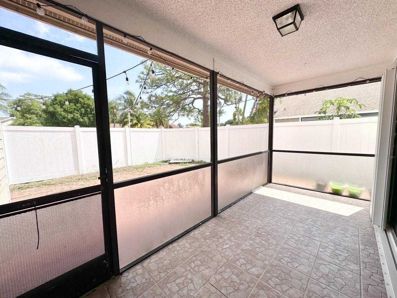 Jupiter Village Twnhms Ph - Residential Lease