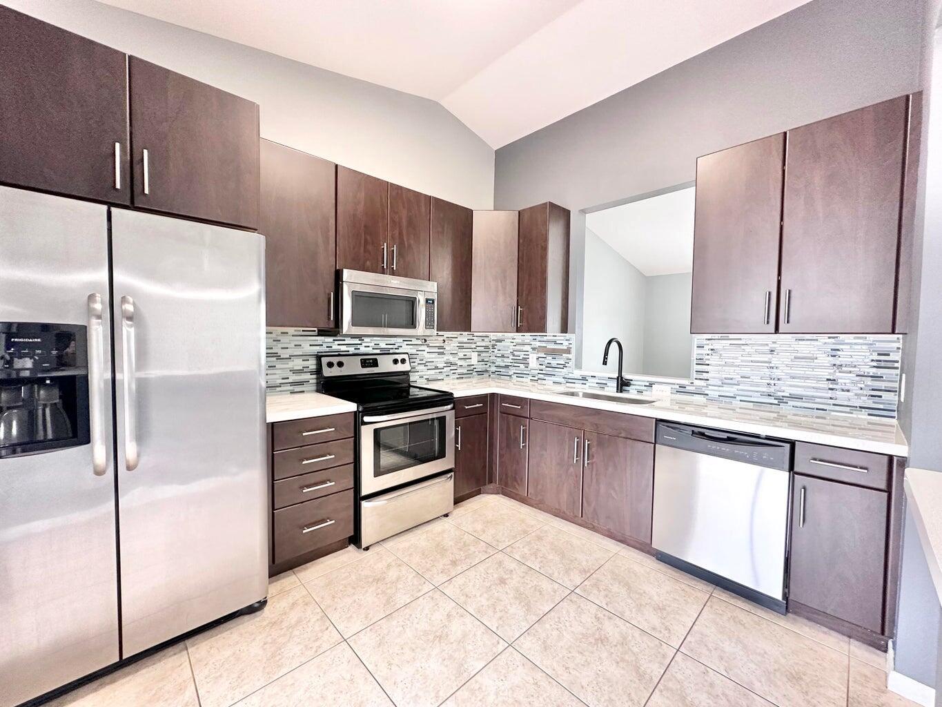 Jupiter Village Twnhms Ph - Residential Lease