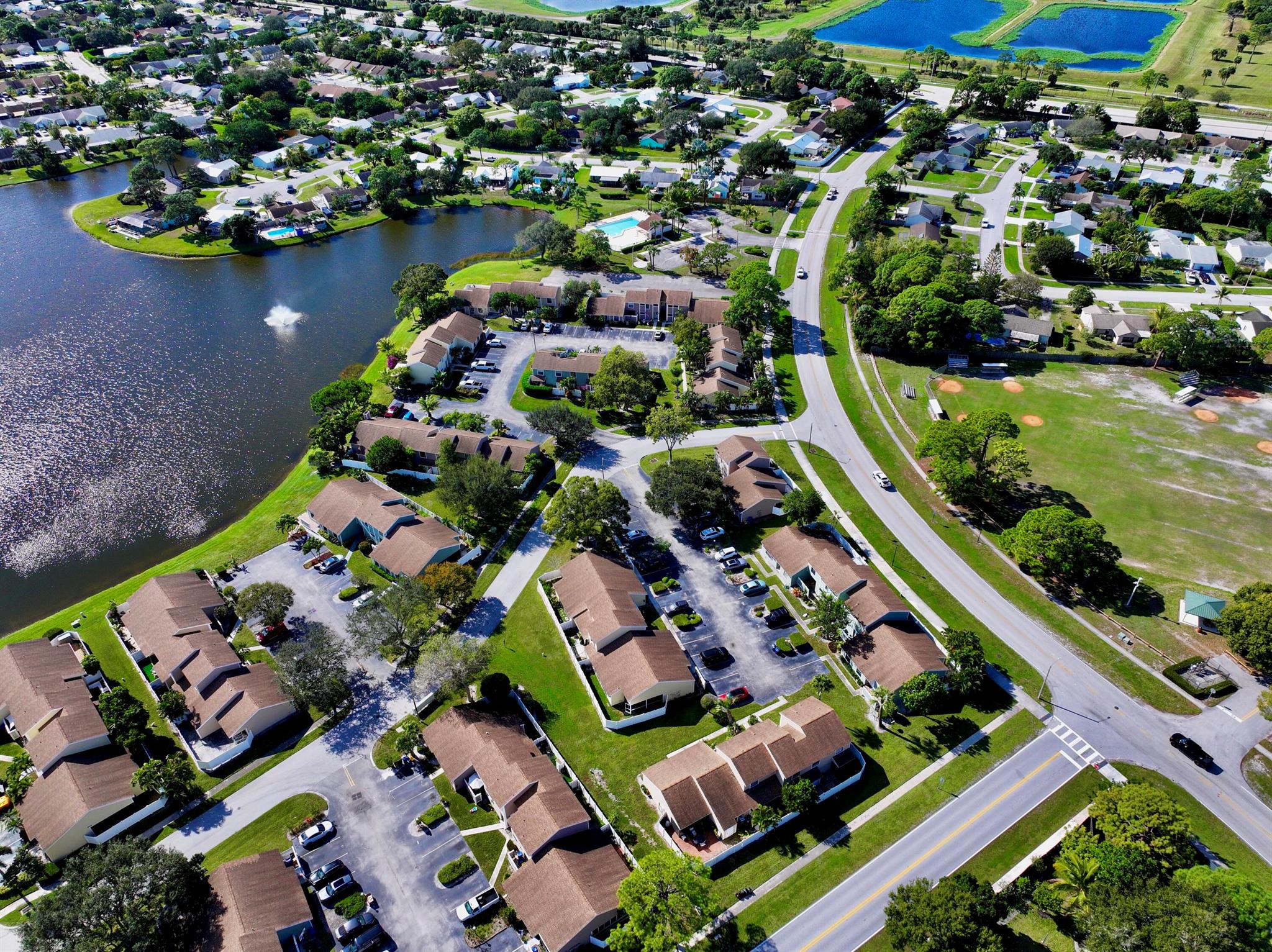 Jupiter Village Twnhms Ph - Residential Lease