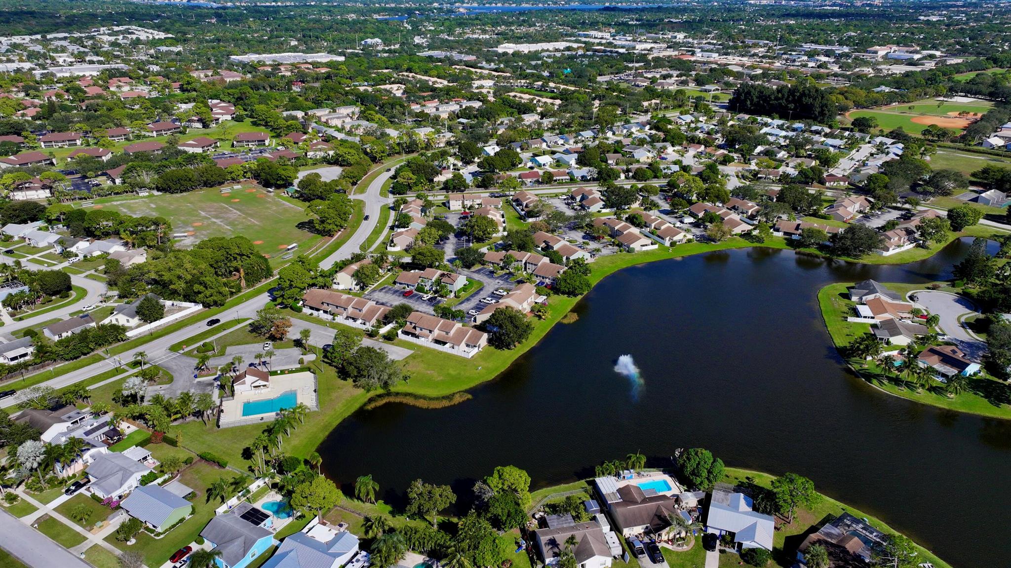 Jupiter Village Twnhms Ph - Residential Lease