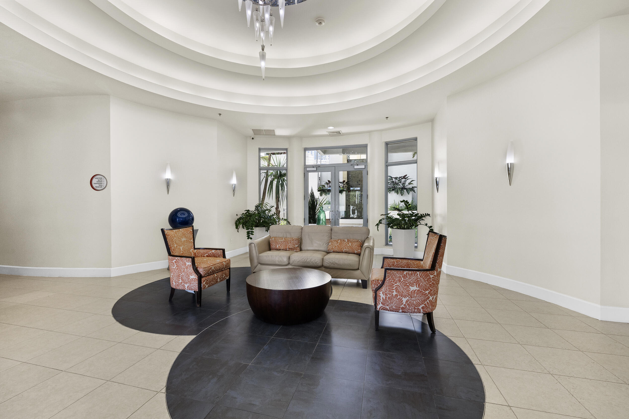 RADIUS CONDO - Residential Lease