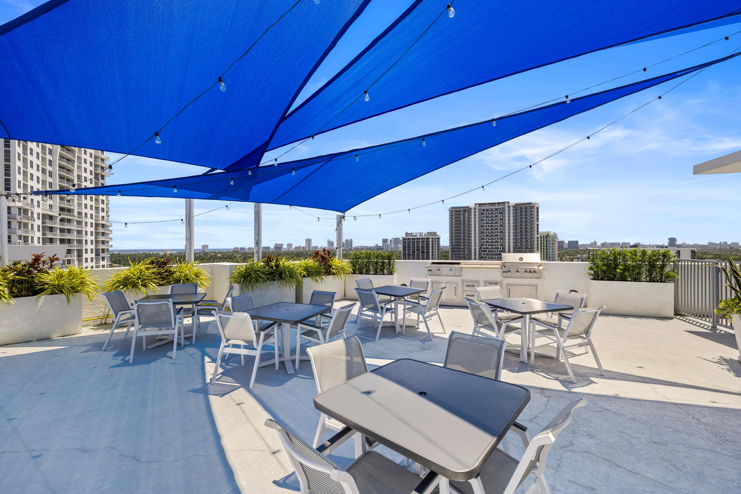 RADIUS CONDO - Residential Lease