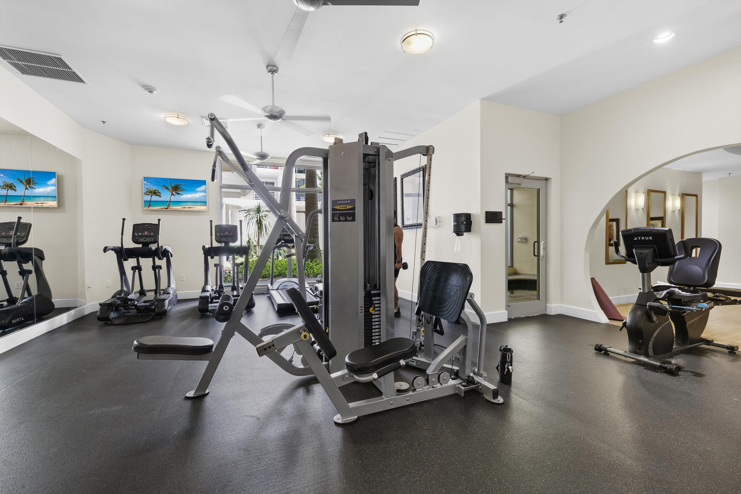 RADIUS CONDO - Residential Lease