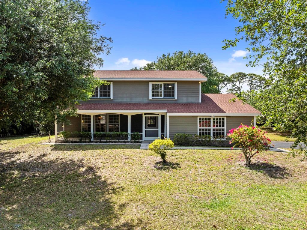 Photo of 8231 S Bates Road, Palm Beach Gardens, FL 33418 (MLS # R11079107)