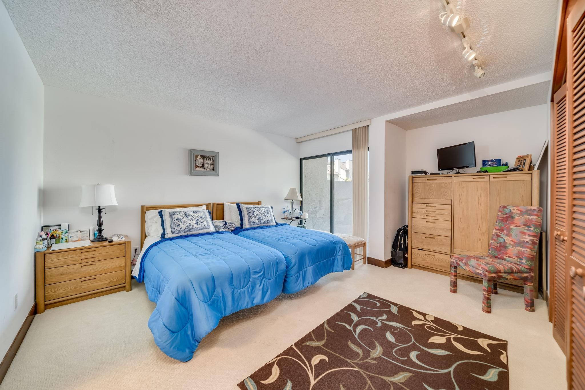 Portside Yacht Club - Residential